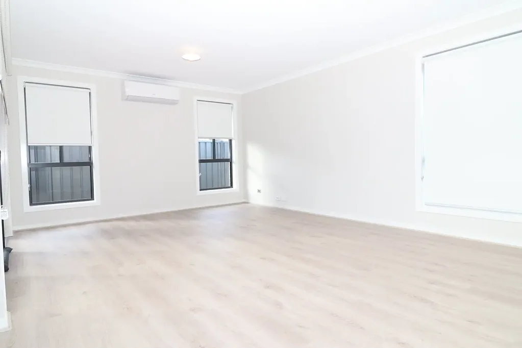 MODERN 3 BEDROOM HOME