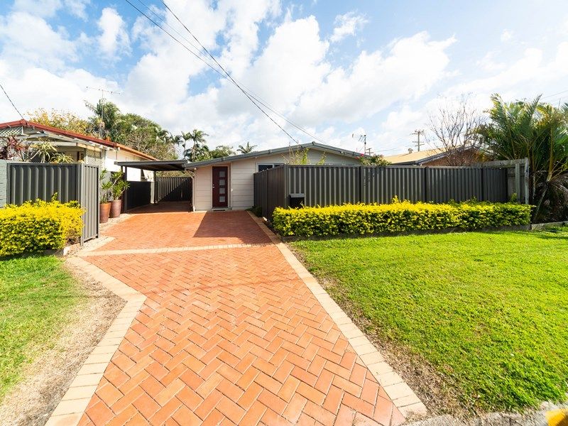 4 SERENE CT, ARUNDEL QLD 4214, 0 rūma, 0 rūma horoi, House