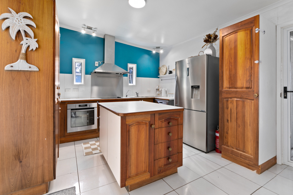 241 VICTORIA AV, MARGATE QLD 4019, 0 chambres, 0 salles de bain, House