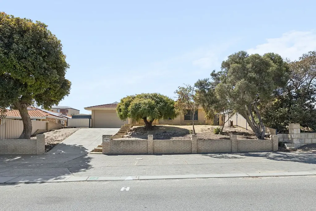 Labas ng Bahay - 14 CRINGLE STREET, Ocean Reef, WA 6027