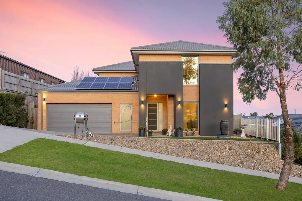 32 Beckview Crescent, Sunbury, VIC 3429