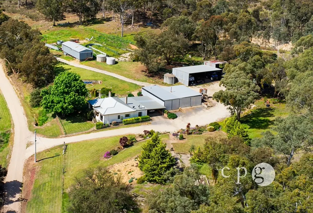 Clydesdale 4બેડરૂમ Farm Style in a Stunning Setting