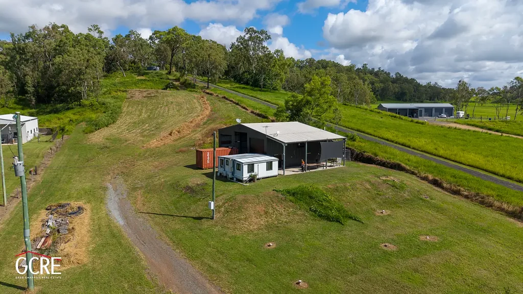 Habana  2.5 ACRES OF HABANA PEACEFUL LIVING WITH SHED & OCEAN VIEWS