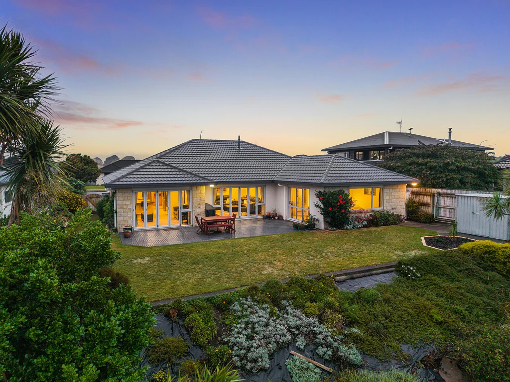 81 The Drive, Paraparaumu Beach, Kapiti Coast, Wellington