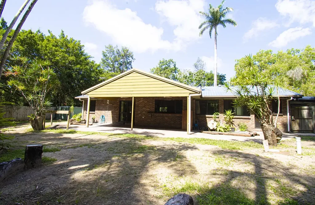 APPLY ONLINE REA.Com AND DRIVE PAST PROPERTY. Inspections TBA. Tranquile Andergrove property with spacious grounds.