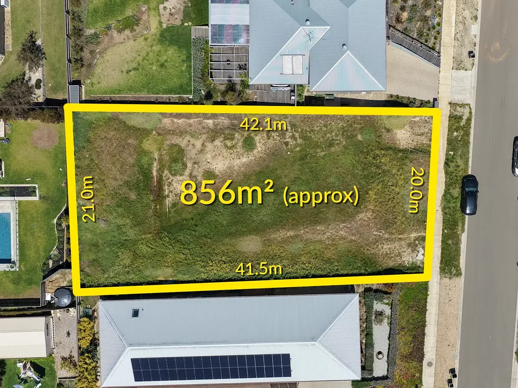 13 Majestic Drive, Highton, VIC 3216