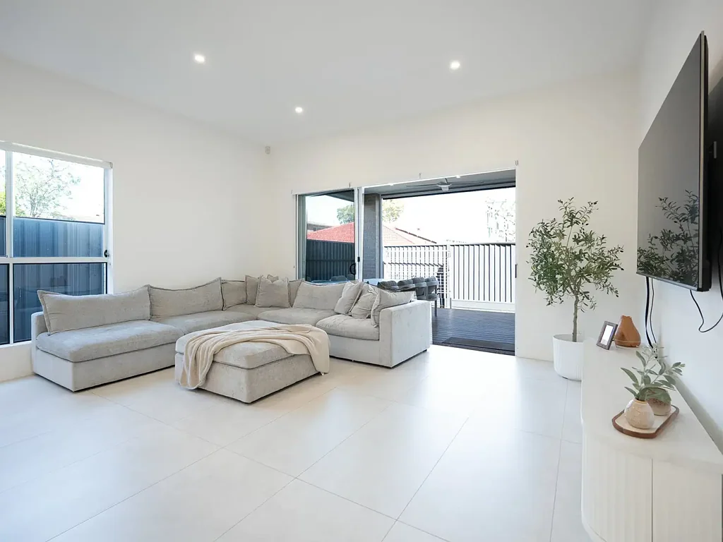 53B Brenda Street, Ingleburn, NSW 2565