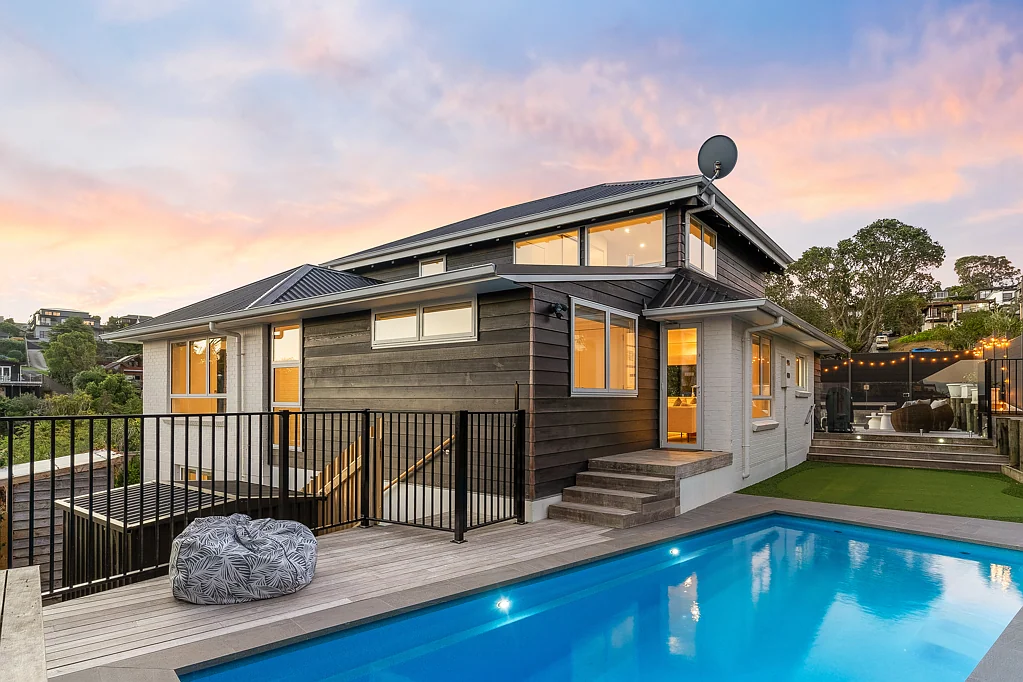 34 Parr Terrace, Castor Bay, North Shore City, Auckland