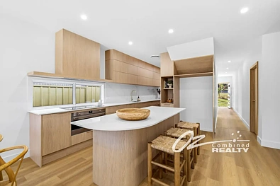 Huskisson 4房  NEW DUPLEX - PREMIUM FINISHES - TORRENS TITLE -DOUBLE GARAGE - PRIME LOCATION