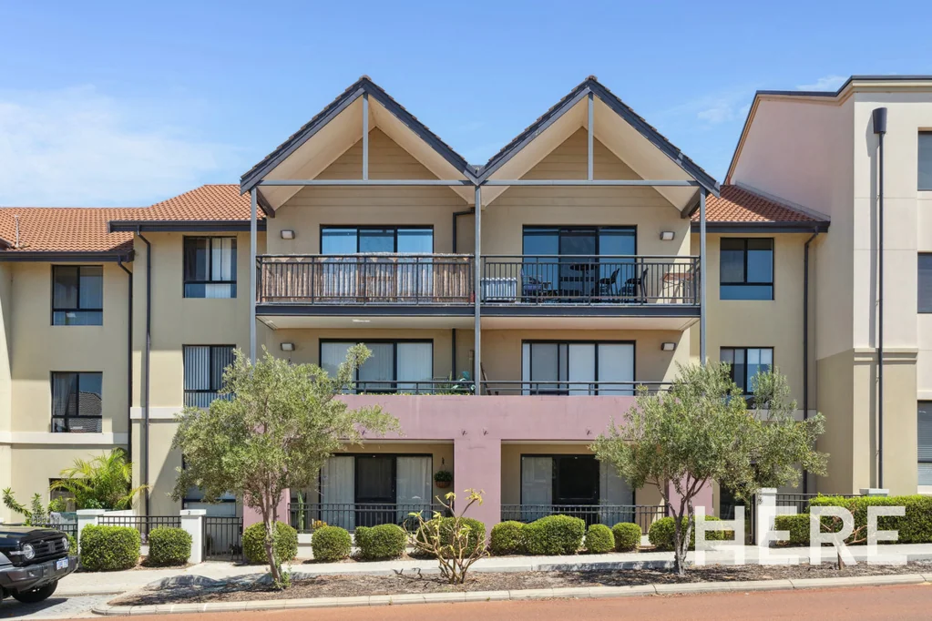 1/2 Wattlebird Loop, Joondalup, WA 6027