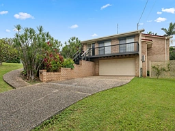 1/13 Parkes Drive, Korora