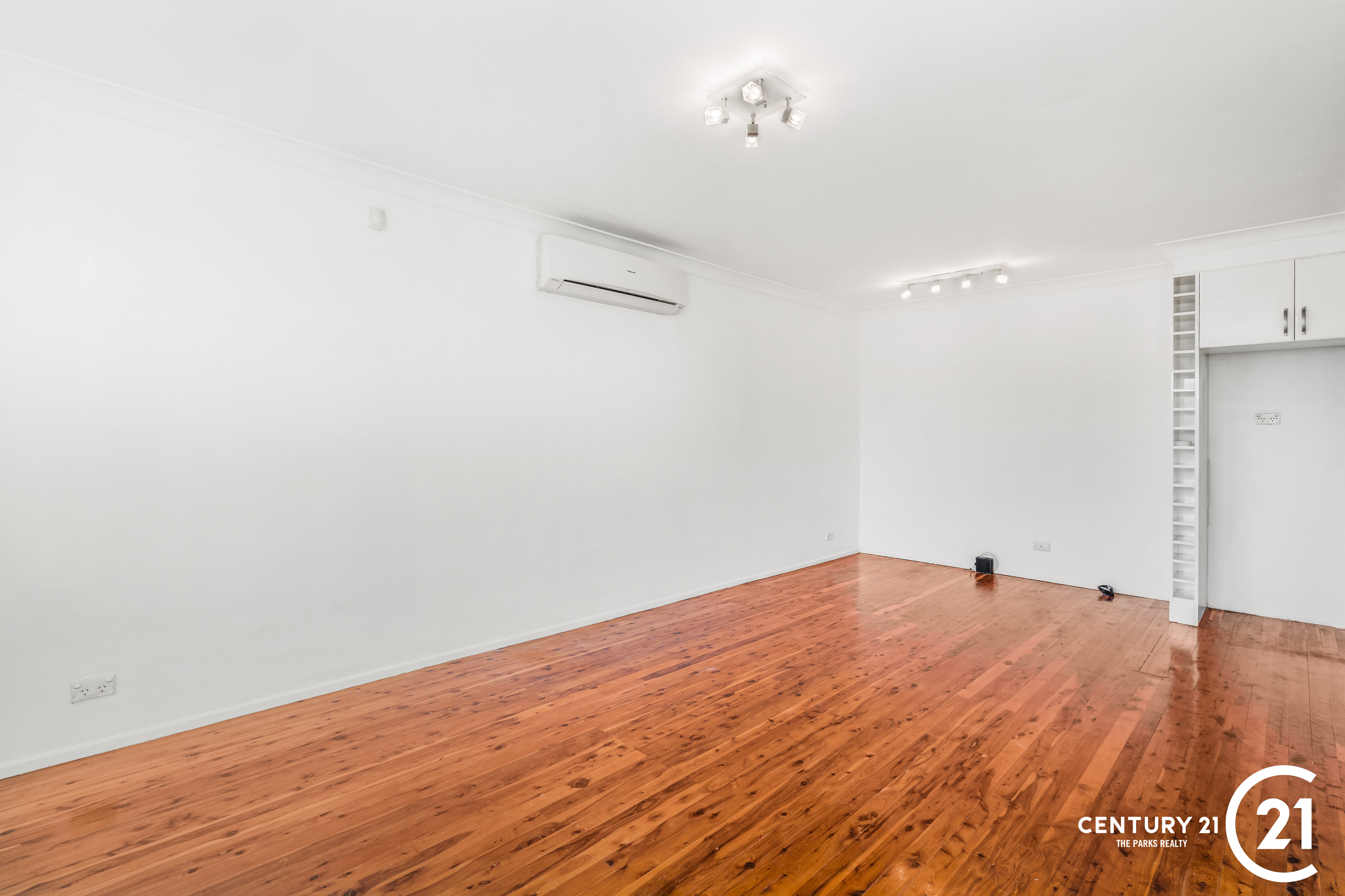 15 DRANSFIELD RD, EDENSOR PARK NSW 2176, 0房, 0浴, House