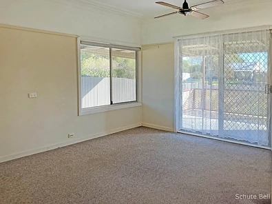 13 Sixth Ave, Narromine, NSW 2821, 2 Bedrooms, 1 Bathrooms, House