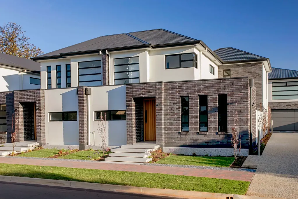 Stunning Architectural Home offers the Finest in Lifestyle 3 Bedroom Plus Study,  2 Living Rooms and Double Car Garage.