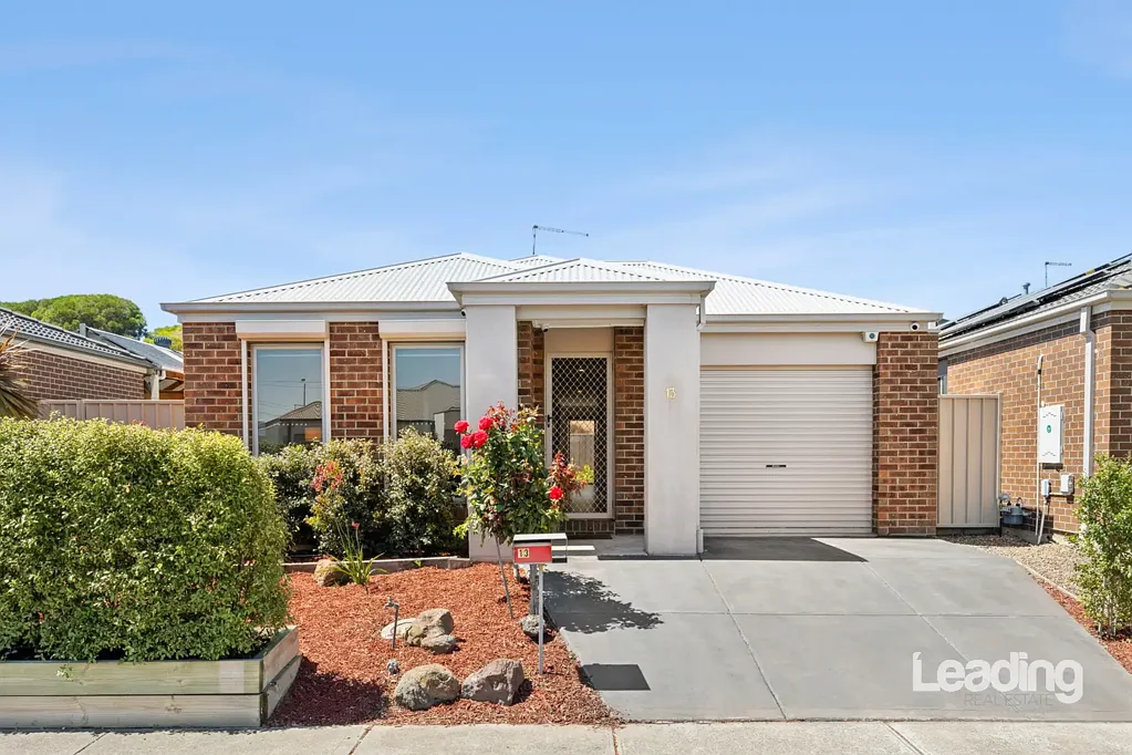 13 Universal Court, Diggers Rest, VIC 3427