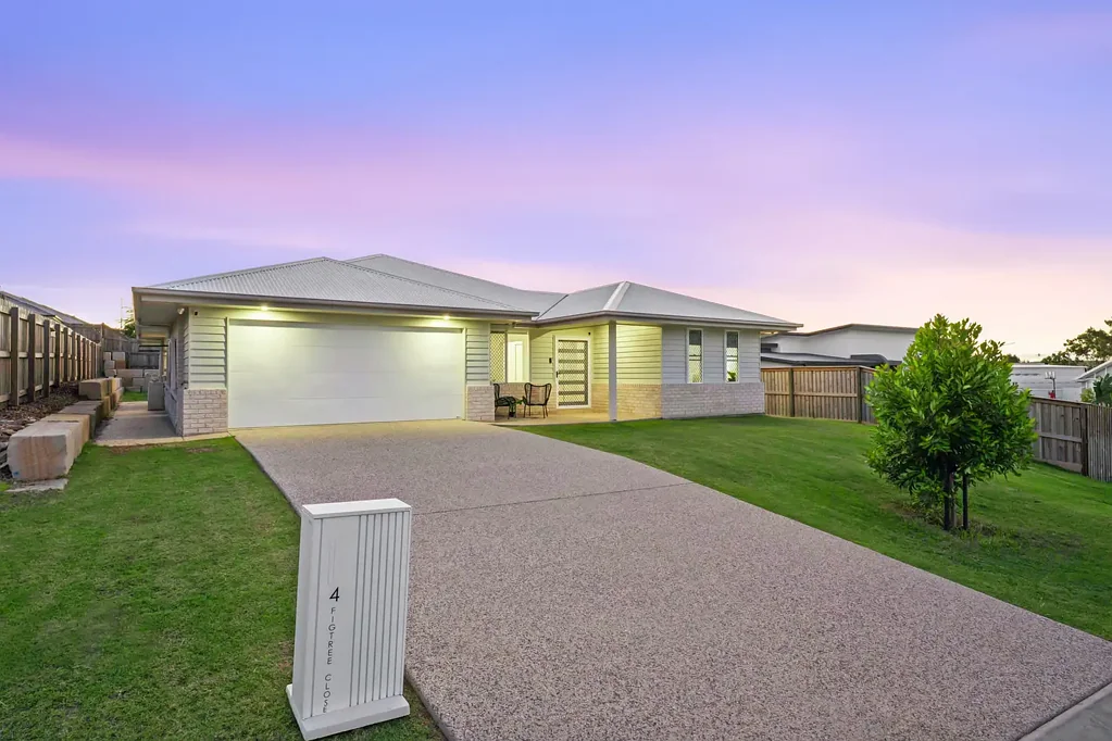 Parkhurst 4Kwarto Modern Comfort with Room for the Whole Family