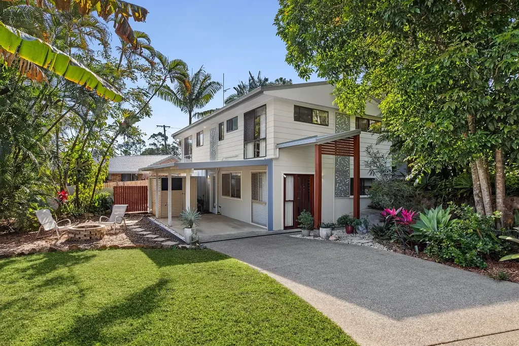 Nambour 3 Bedroom Charming, Versatile, and Wonderfully Private
