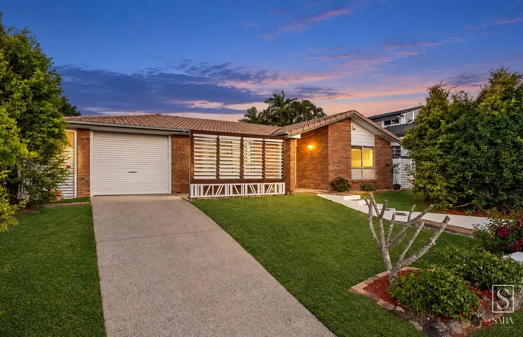 Middle Park 4房 完美呈现的低层住宅，拥有卓越的娱乐空间 Immaculate Low-Set Living with Exceptional Entertaining Space