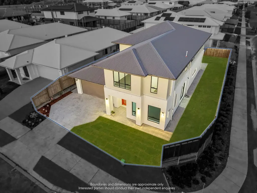 Redland Bay 5chambre BRAND NEW - CUSTOM BUILT PLANTATION HOME