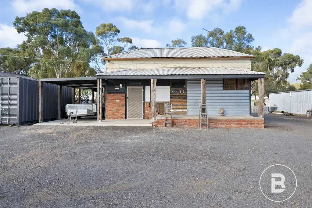 28 Tullaroop Road, Maryborough, VIC 3465