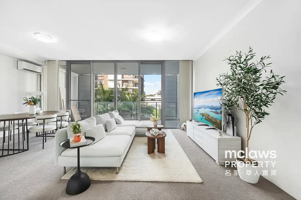 Arncliffe 2 Bedroom Contemporary Resort-Style Living in a Premier Enclave