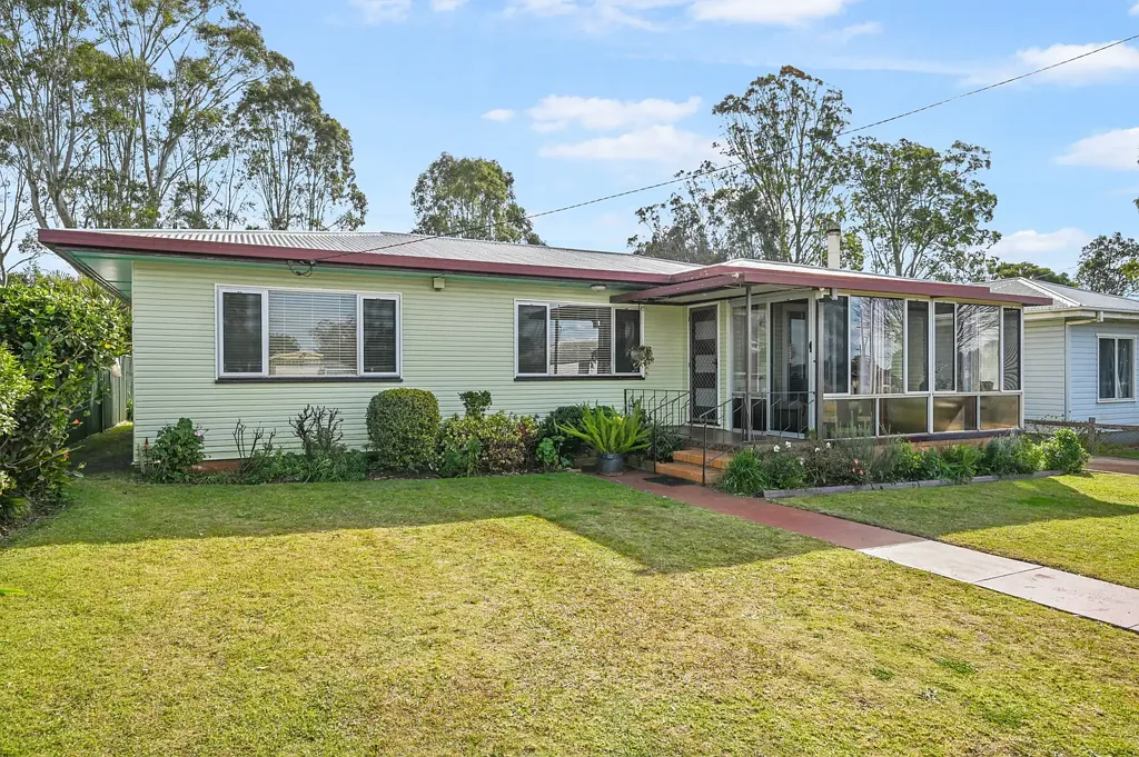 5 Tancred Avenue, Newtown, QLD 4350