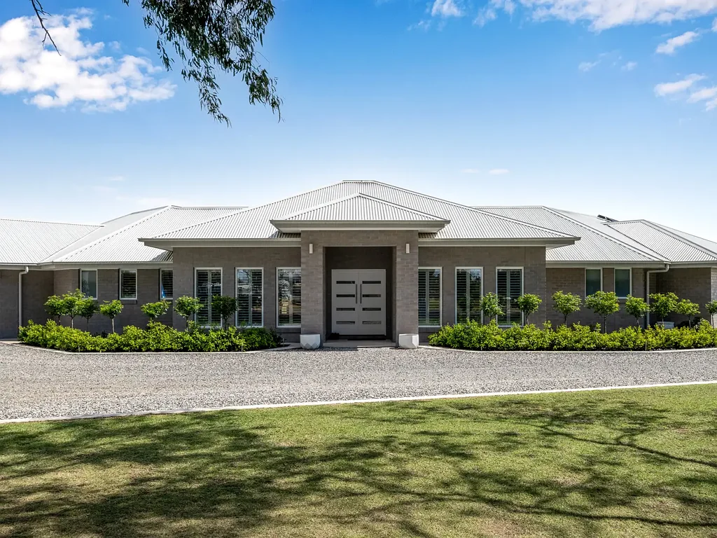 13 King Street, Oxley, VIC 3678