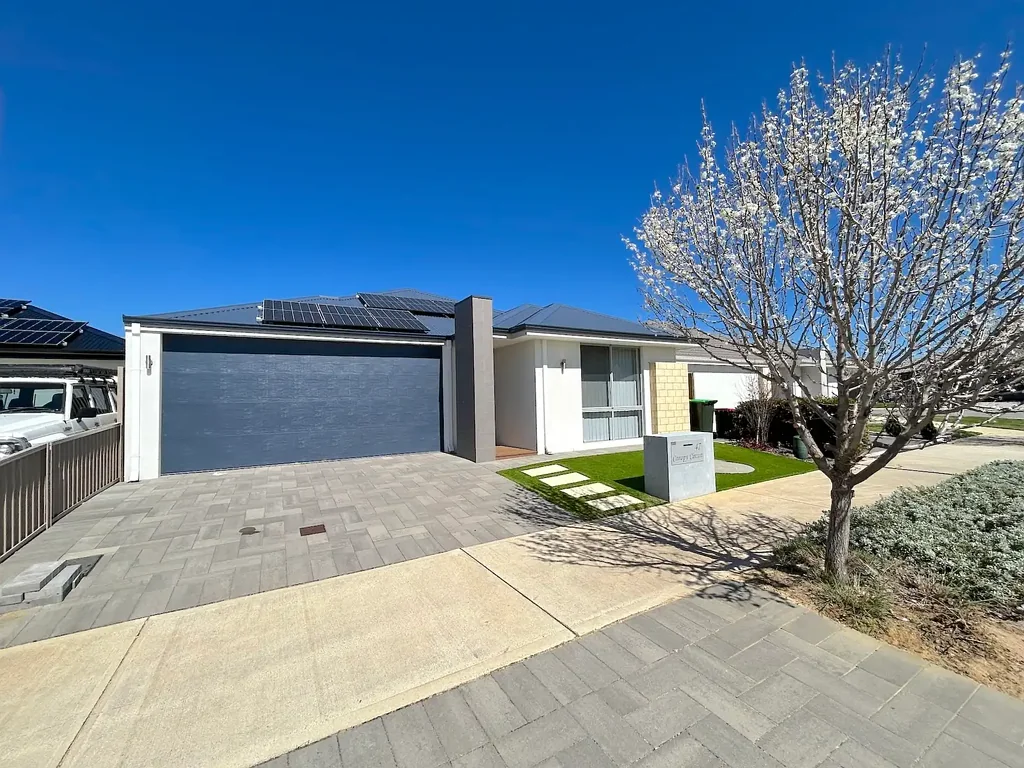 Spacious 4-Bedroom Family Home with Modern Comforts!