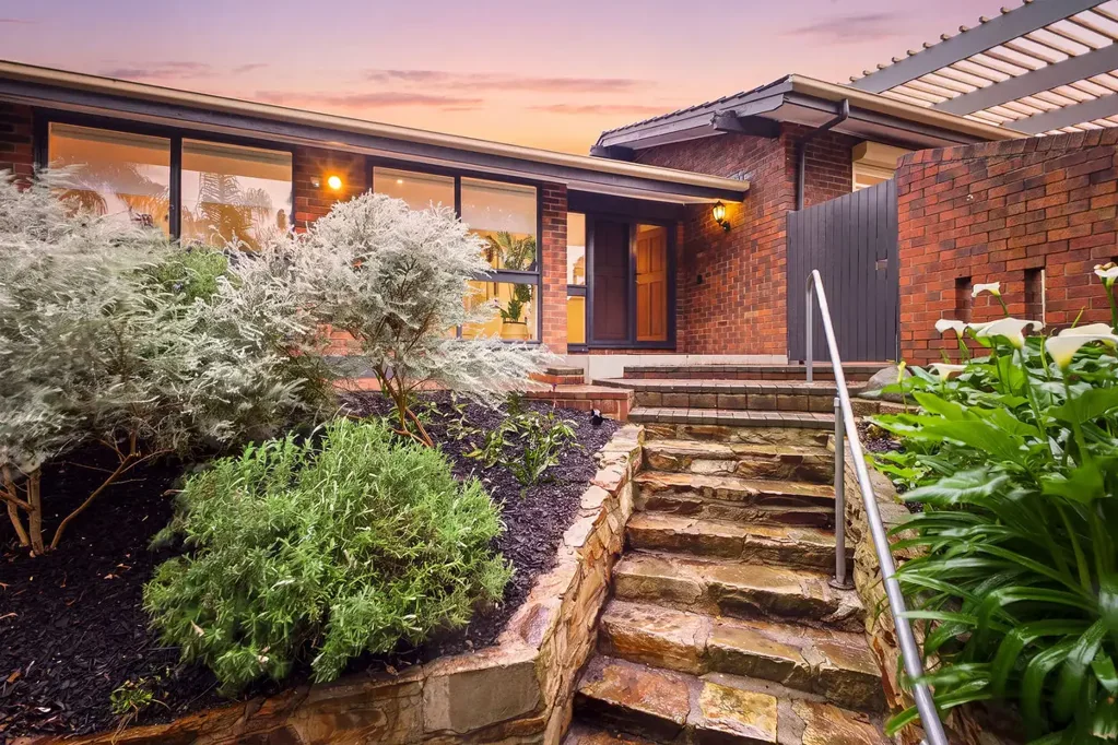 45 Vista Avenue, Valley View, SA 5093, 3 slaapkamers, 1 badkamers, House