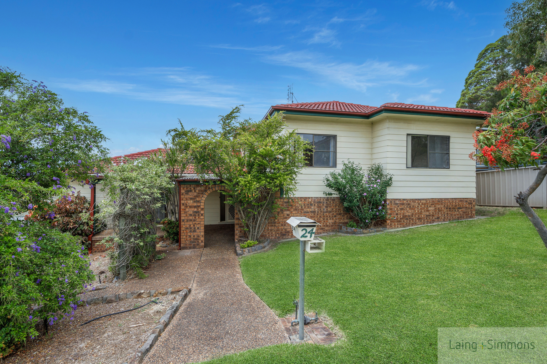 24 COWMEADOW RD, MOUNT HUTTON NSW 2290, 0部屋, 0バスルーム, House