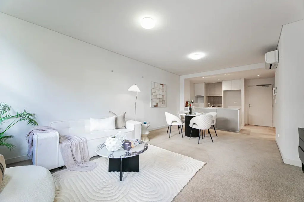 Campsie 1침실 Rare Courtyard Apartment In Clemton Park Village