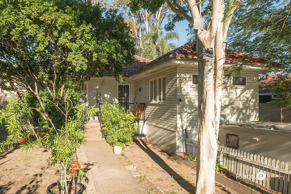 Camp Hill 3Moenga A Rare Opportunity to Create Something Special in Camp Hill