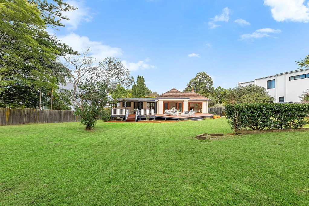 Lindfield 4બેડરૂમ Rare 1,543sqm landholding with exceptional redevelopment potential
