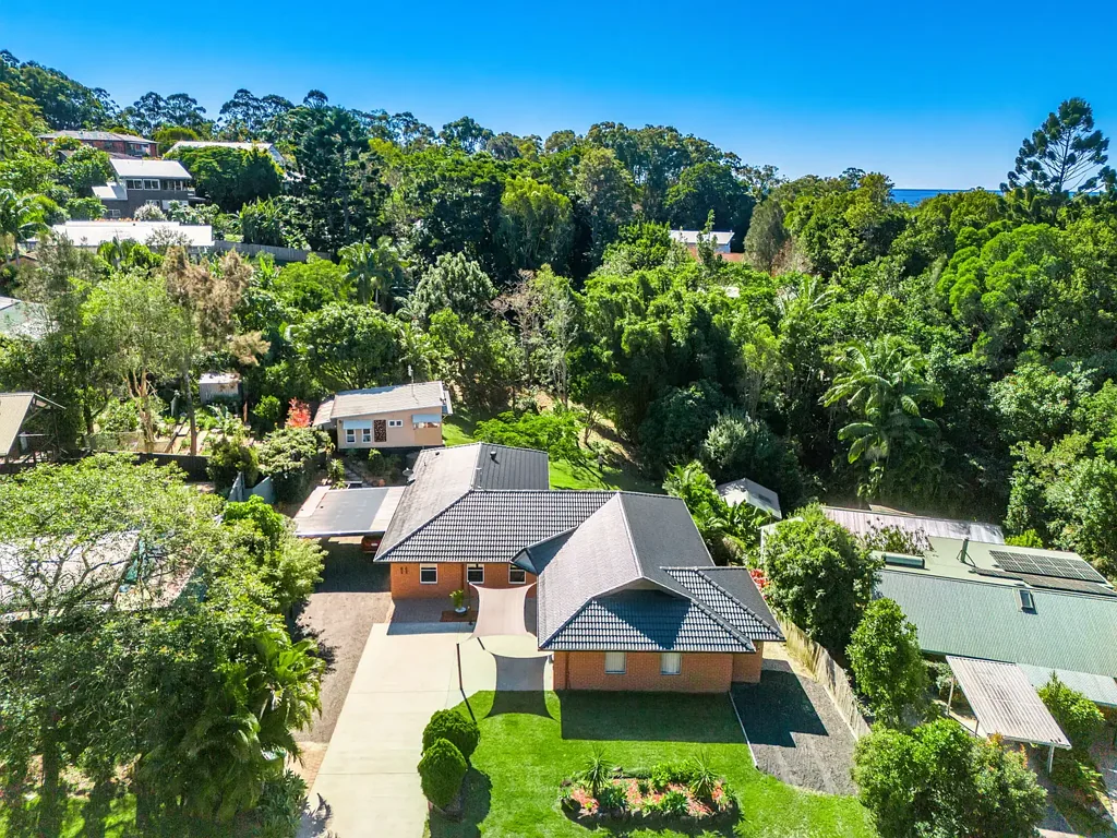 11 Rajah Road, Ocean Shores, NSW 2483