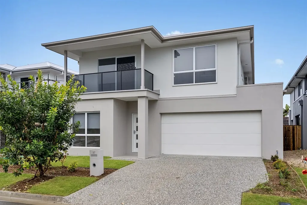5-Bedroom Family Home in the Heart of Nerang