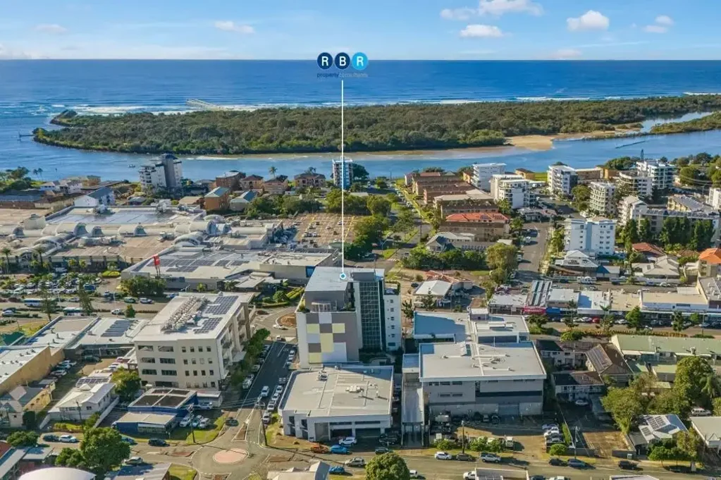 Tweed Heads 1 Bedroom Modern Apartment Living with Elevated Views