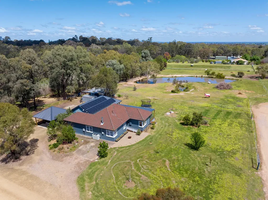 Glenrowan 3房  The Complete Equestrian Lifestyle Package