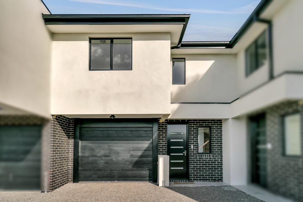 59 EVERGLADE CR, ROXBURGH PARK VIC 3064, 0 Bedrooms, 0 Bathrooms, Townhouse