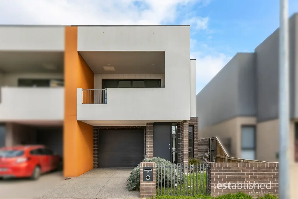 13 Jolimont Road, Point Cook, VIC 3030