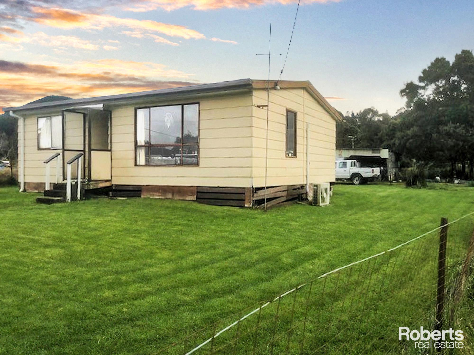 19 QUEEN ST, ZEEHAN TAS 7469, 0 chambres, 0 salles de bain, Unit