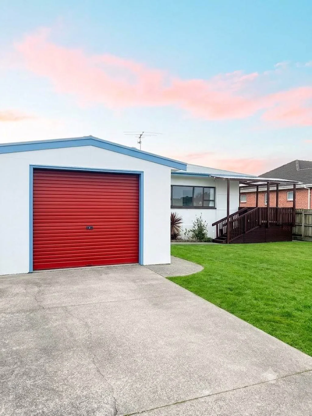Convenience is at your doorstep on Rangitoto!