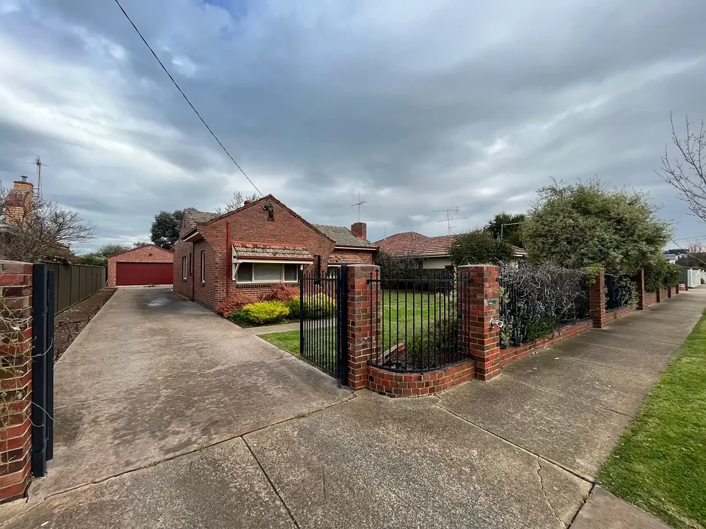 Stunning Home in Orr Street