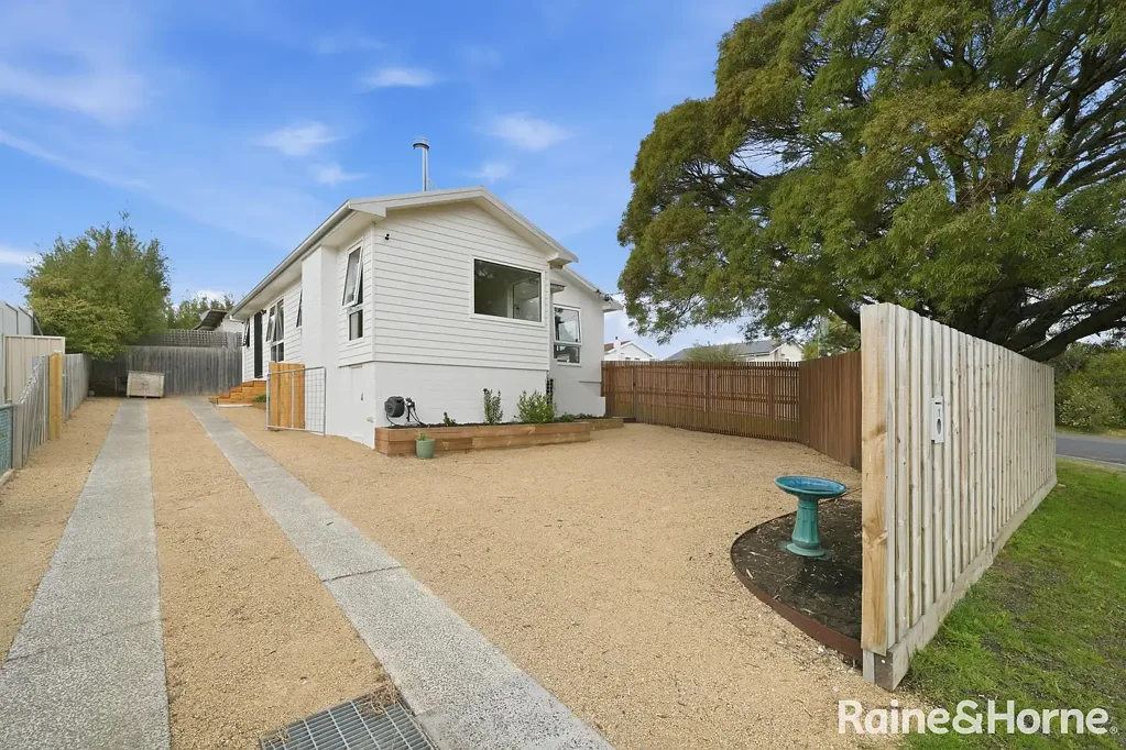 Warrane 3Kwarto Stylish, Modern & Completely Renovated