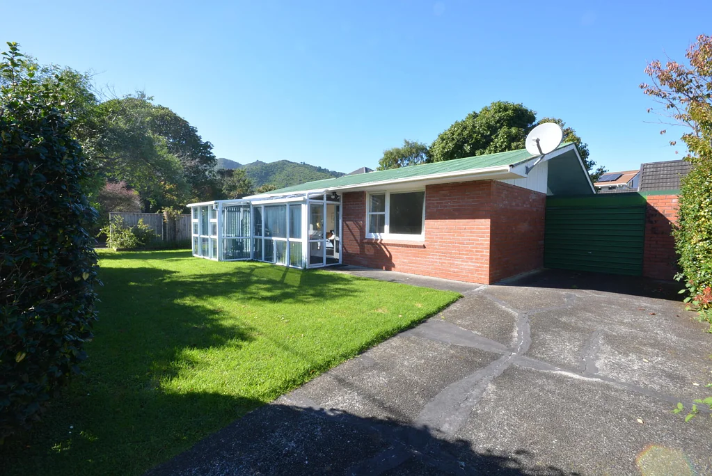 Waikanae 2 Bedroom Smart Townhouse - Walk Everywhere !