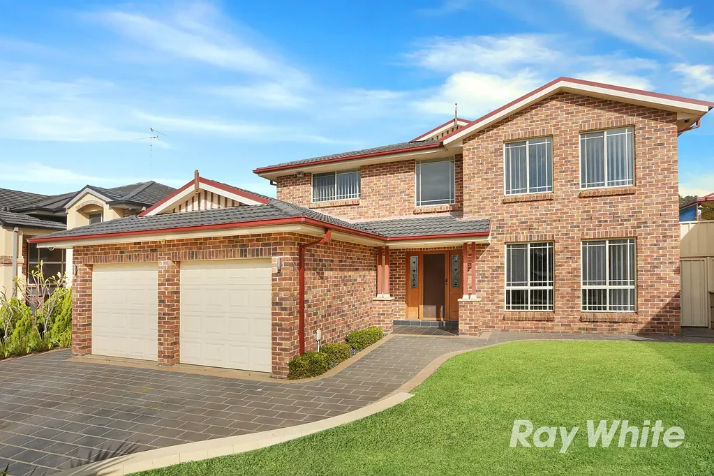 St Clair 6 Bedroom Immaculate Rare Family Retreat in St Clair!