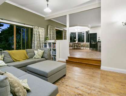 386 Upper Harbour Drive, Greenhithe, North Shore City, Auckland, 5 habitaciones, 1 baños, House