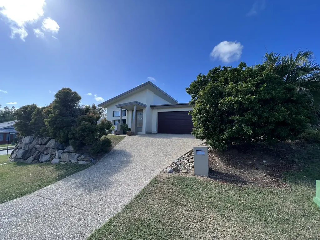 3 Koolivoo Parade, Boyne Island, QLD 4680