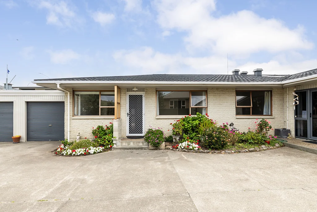 2/32 Meeanee Quay, Westshore, Napier, Hawke's Bay