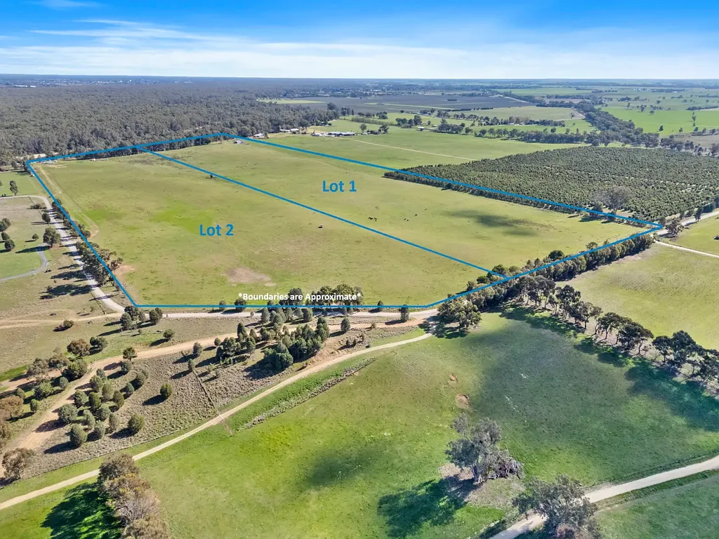 Barooga REDUCED PRICE UNTIL THE END OF SPRING - RARE MURRAY RIVER VIEWS AND ACCESS.
