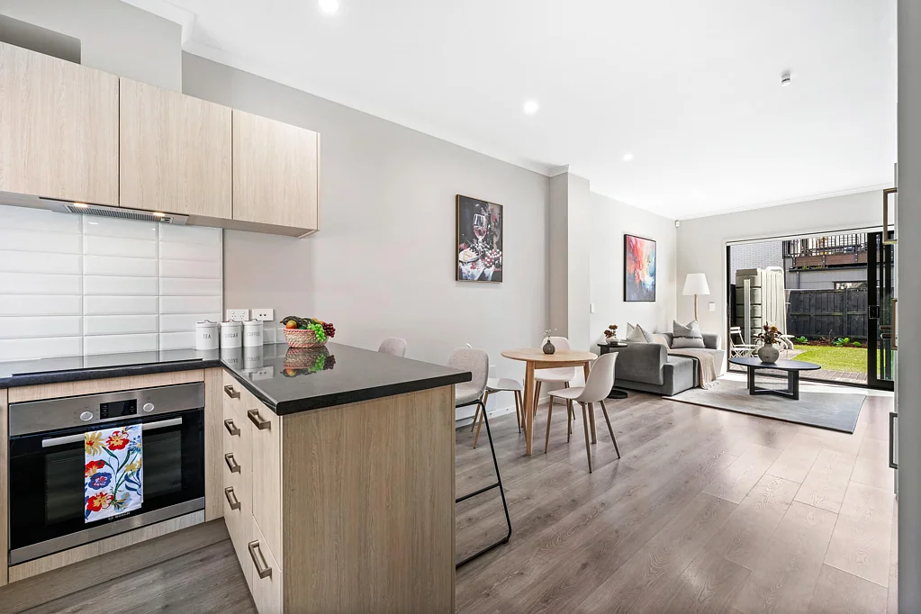 Hobsonville 2침실 Present ALL Offers!